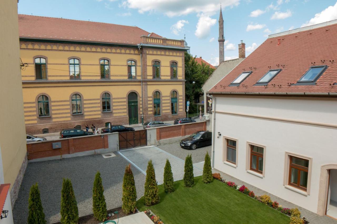 Mecset Apartman Eger Exterior photo