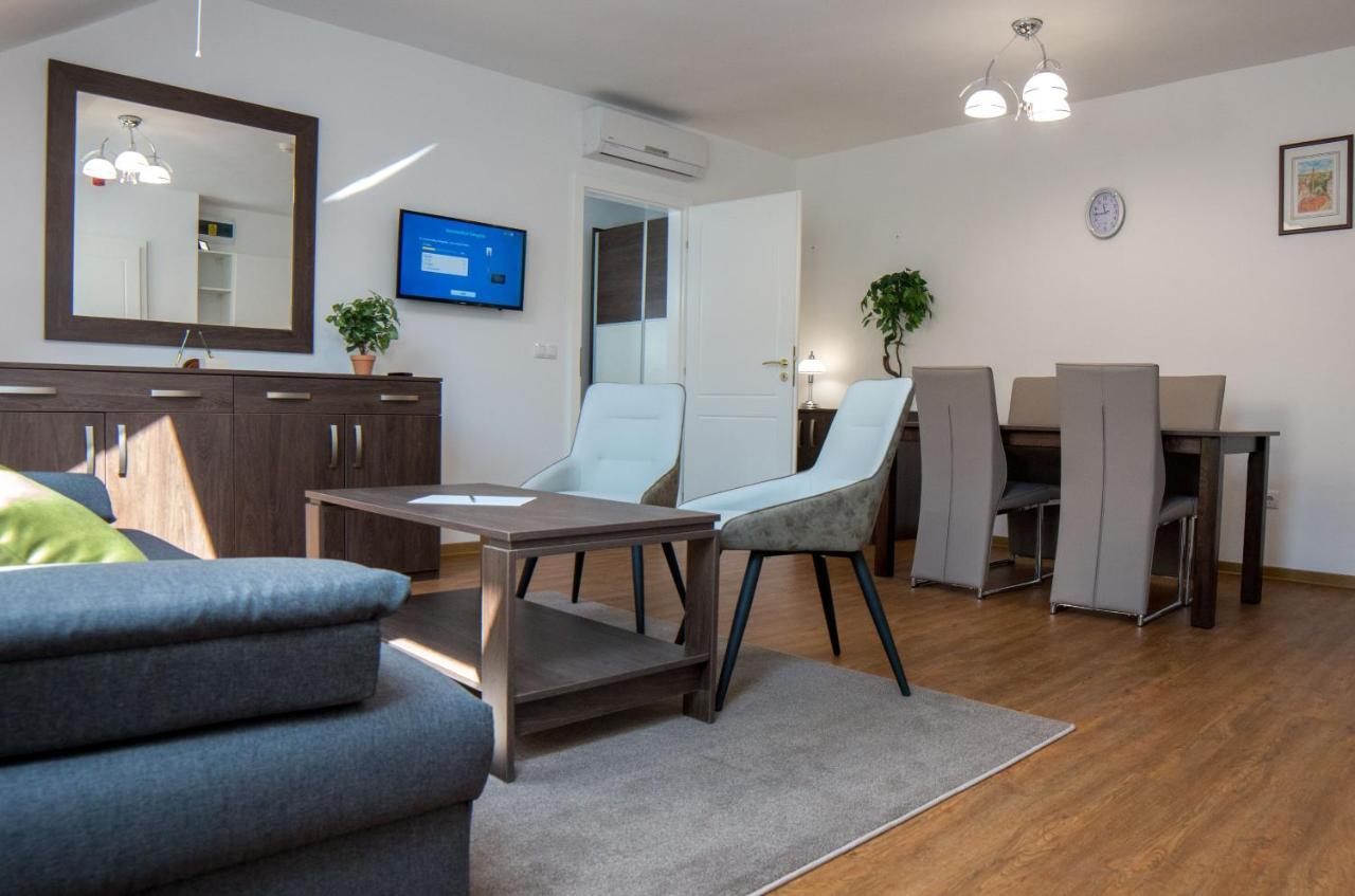 Mecset Apartman Eger Exterior photo