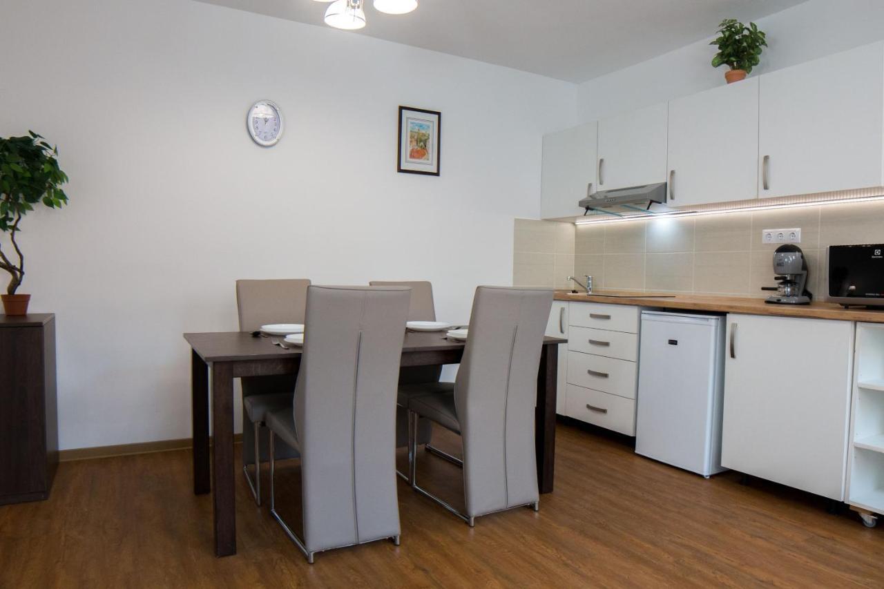 Mecset Apartman Eger Exterior photo